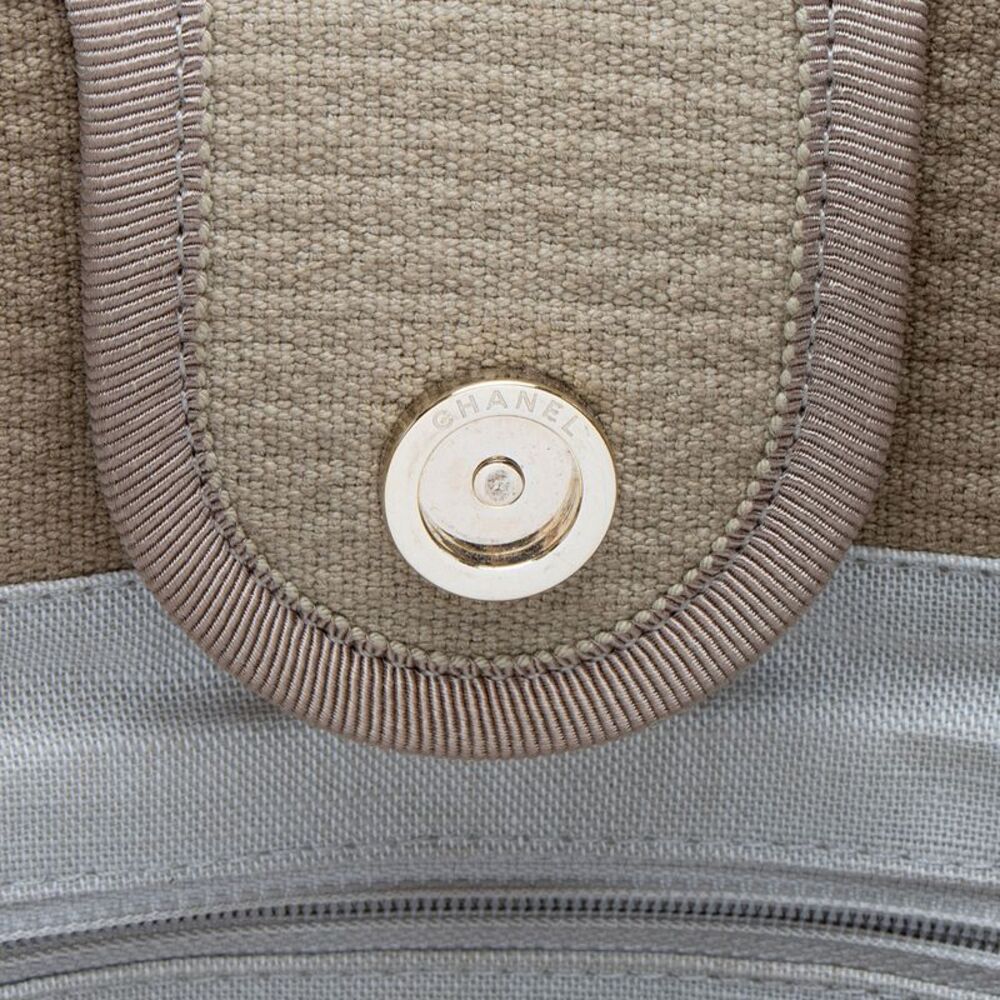 Chanel Mixed Fibers Deauville Small Tote - Picture 9 of 15